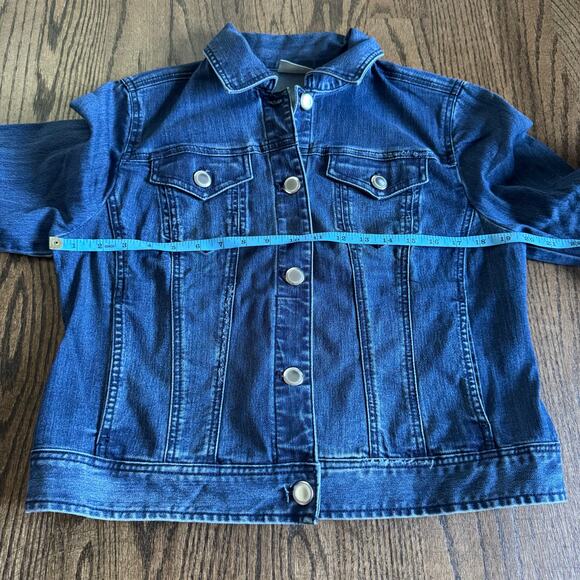 Chicos Womens Blue Jean Denim Jacket Size 1/Medium Dark Wash Stretch Cotton - Picture 10 of 10